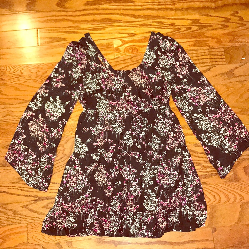 Socialite Flowy Flower Dress